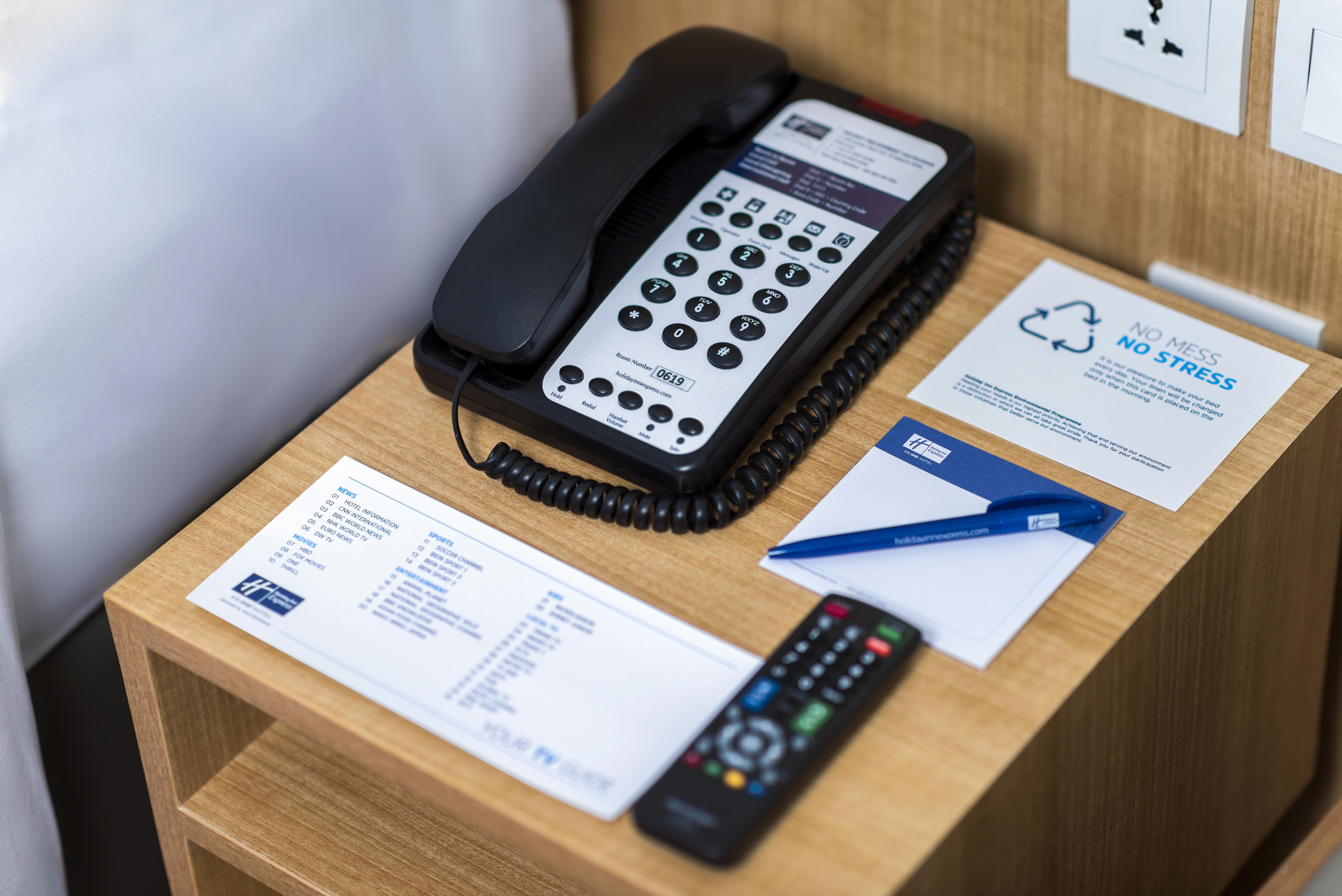 Holiday Inn Express Jakarta Matraman By Ihg Екстериор снимка